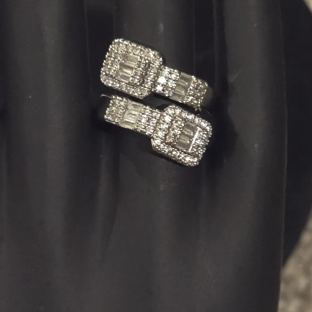 Elegant Silver Women's Ring